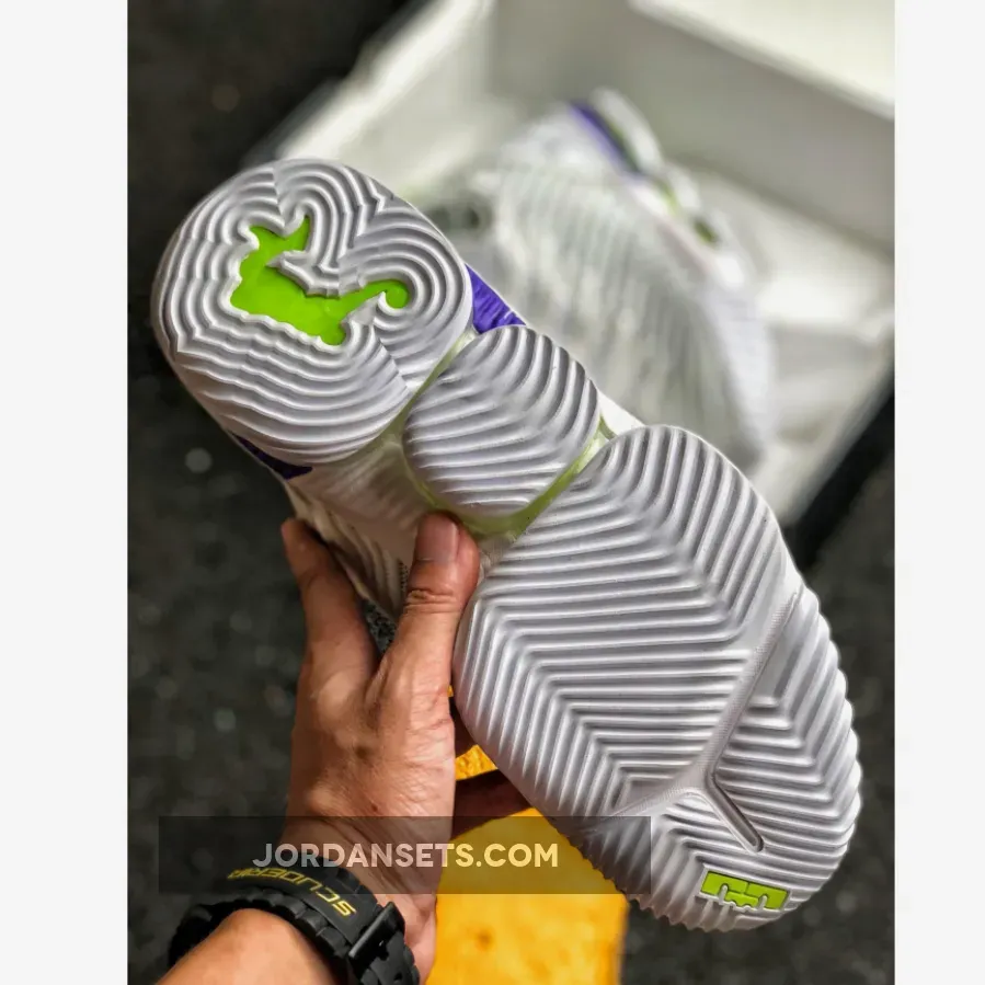 Nike LeBron 16 "Buzz Lightyear" White/Multi-Color-Hyper Grape Nike LeBron 16 "Buzz Lightyear" White/Multi-Color-Hyper Grape