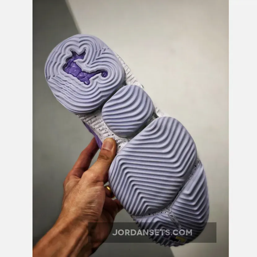 Nike LeBron 16 "Heritage" Nike LeBron 16 "Heritage"