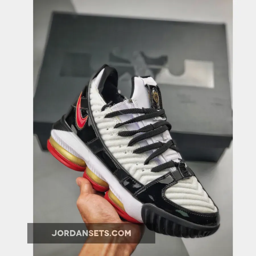 Nike LeBron 16 "Remix"