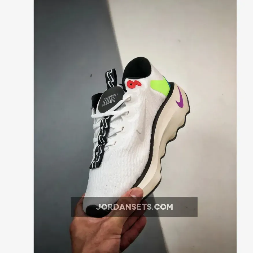 Nike Motiva SE Pale Ivory/Black/Lime Blast Nike Motiva SE Pale Ivory/Black/Lime Blast