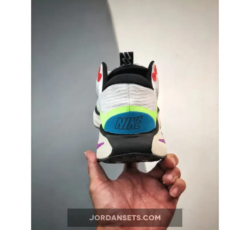 Nike Motiva SE Pale Ivory/Black/Lime Blast Nike Motiva SE Pale Ivory/Black/Lime Blast