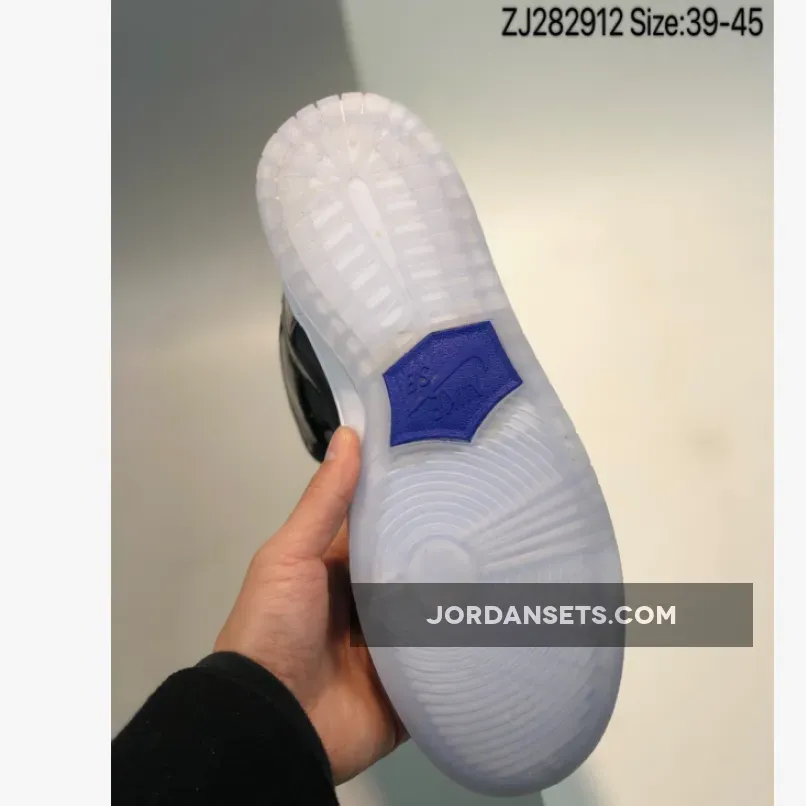 Nike SB Dunk High Space Jam Nike SB Dunk High Space Jam