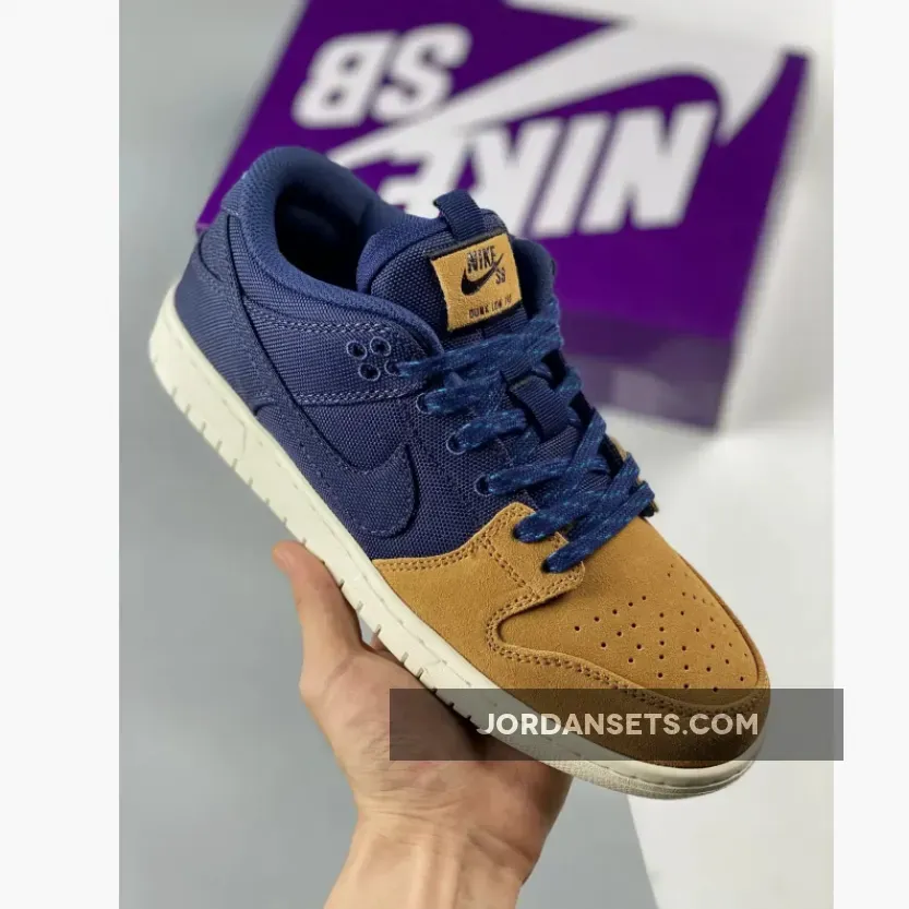 Nike SB Dunk Low Midnight Navy/Desert Ochre