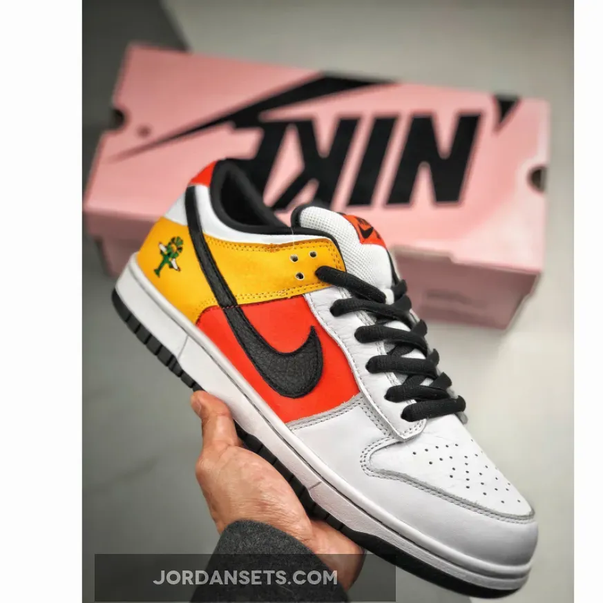 Nike SB Dunk Low Pro "Raygun" Orange Flash/Black