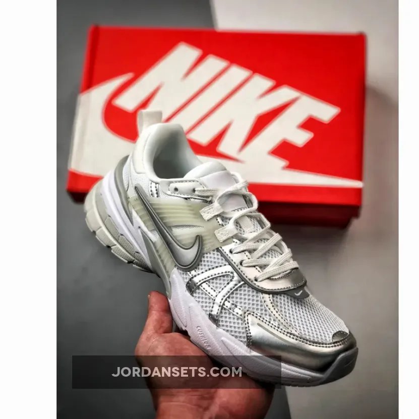 Nike V2K Run Metallic Silver White