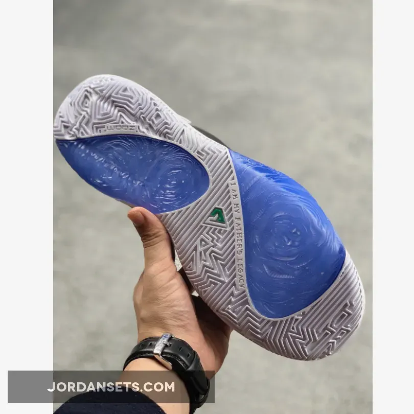 Nike Zoom Freak 1 Black White Nike Zoom Freak 1 Black White