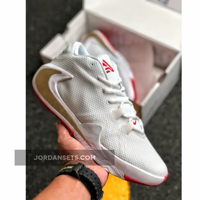 Nike Zoom Freak 1 "Roses" White/Metallic Gold-University Red