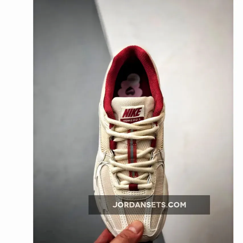 Nike Zoom Vomero 5 "Valentine’s Day" Coconut Milk Nike Zoom Vomero 5 "Valentine’s Day" Coconut Milk