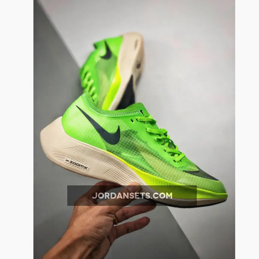Nike ZoomX VaporFly NEXT% "Electric Green"