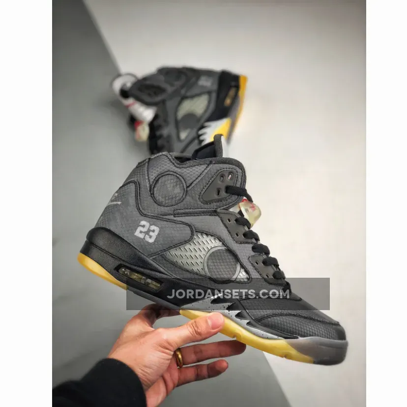 Off-White x Air Jordan 5 Retro SP ‘Muslin’