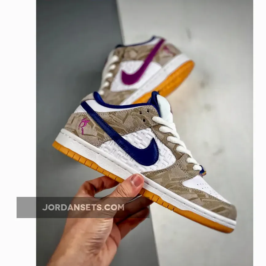 Rayssa Leal x Nike SB Dunk Low Pure Platinum/Vivid Purple-Gum Rayssa Leal x Nike SB Dunk Low Pure Platinum/Vivid Purple-Gum