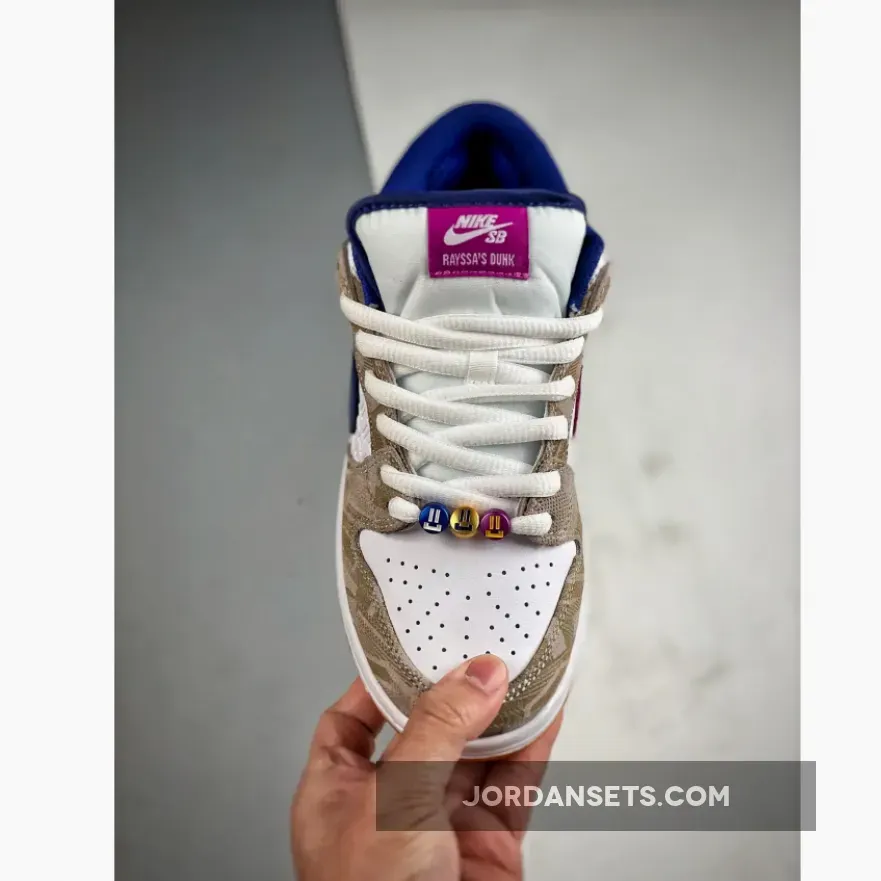 Rayssa Leal x Nike SB Dunk Low Pure Platinum/Vivid Purple-Gum Rayssa Leal x Nike SB Dunk Low Pure Platinum/Vivid Purple-Gum