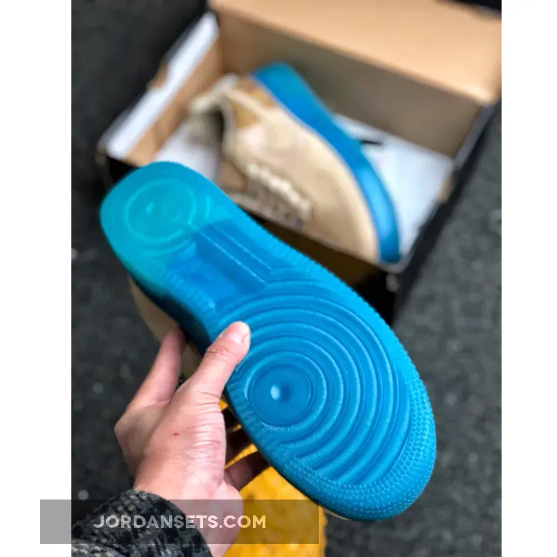 Supreme x Nike Air Force 1 ’07 Kobe Linen University Blue Supreme x Nike Air Force 1 ’07 Kobe Linen University Blue