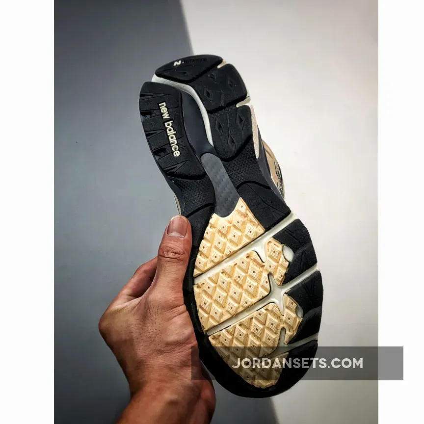 Teddy Santis x New Balance M990v3 Moonbeam Teddy Santis x New Balance M990v3 Moonbeam