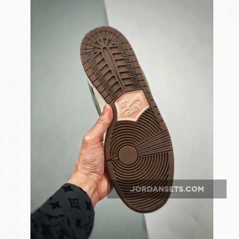 Yuto Horigome x Nike SB Dunk Low Wolf Grey Yuto Horigome x Nike SB Dunk Low Wolf Grey